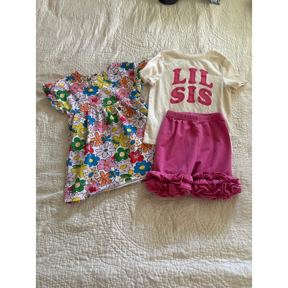Other - Old Navy Toddler Girl Floral Dress Lil Sis Graphic Tee  Ruffle Shorts Bundle 3T